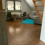 Ferien/ Monteurzimmer Mit Gemeinsam Wozi, Kue, Bad, Wlan * ماغديبورغ
