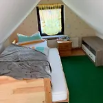 Ferien/ Monteurzimmer Mit Gemeinsam Wozi, Kü, Bad, Wlan Habitación en casa particular