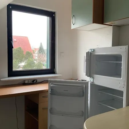 Habitación en casa particular Ferien/ Monteurzimmer Mit Gemeinsam Wozi, Kü, Bad, Wlan *