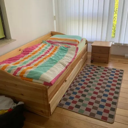 Ferien/ Monteurzimmer Mit Gemeinsam Wozi, Kue, Bad, Wlan *