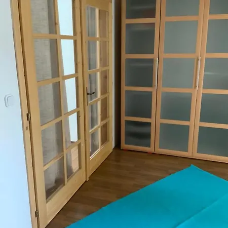 Ferien/ Monteurzimmer Mit Gemeinsam Wozi, Kue, Bad, Wlan Kwatera prywatna *