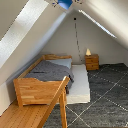 Ferien/ Monteurzimmer Mit Gemeinsam Wozi, Kü, Bad, Wlan *