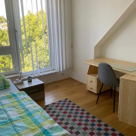 Ferien/ Monteurzimmer Mit Gemeinsam Wozi, Kue, Bad, Wlan