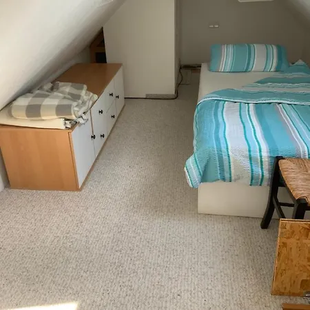 Ferien/ Monteurzimmer Mit Gemeinsam Wozi, Kue, Bad, Wlan *