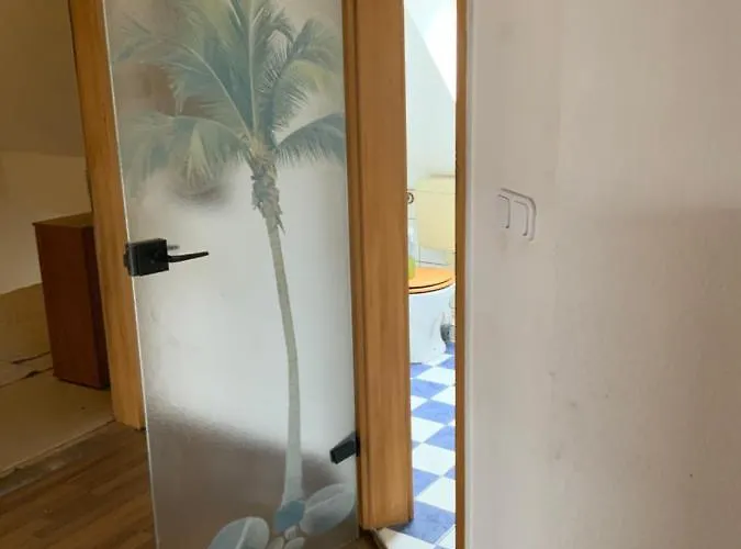 Quarto em Acomodações Particulares Ferien/ Monteurzimmer Mit Gemeinsam Wozi, Kue, Bad, Wlan *