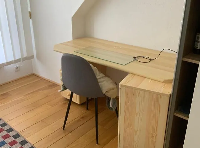 Ferien/ Monteurzimmer Mit Gemeinsam Wozi, Kue, Bad, Wlan Magdeburgo